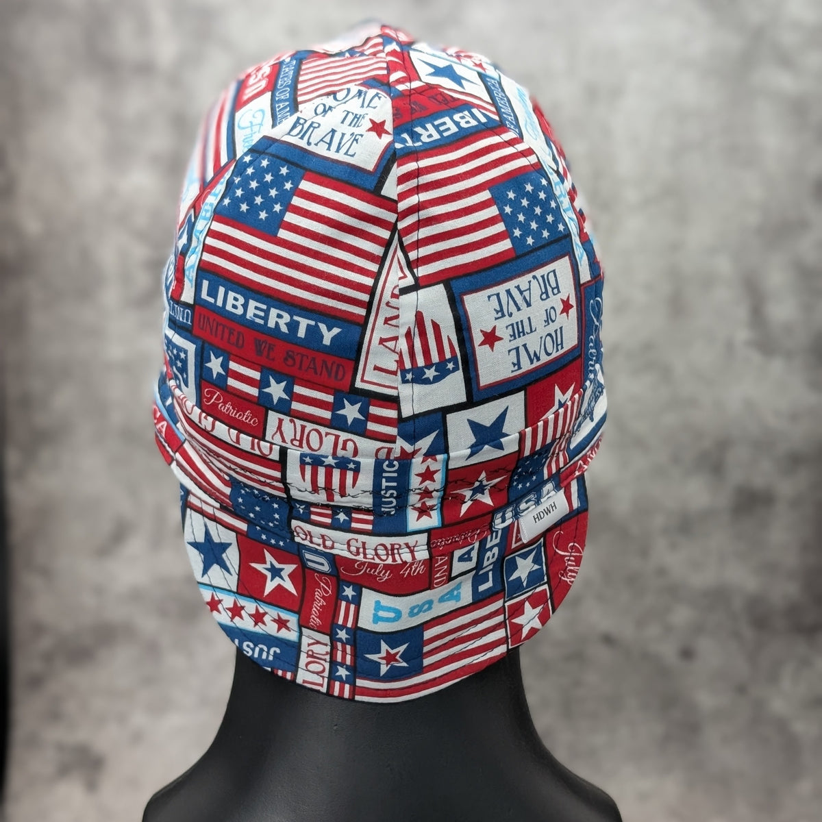 Mannequin wearing the Libery welding cap showing the back side view